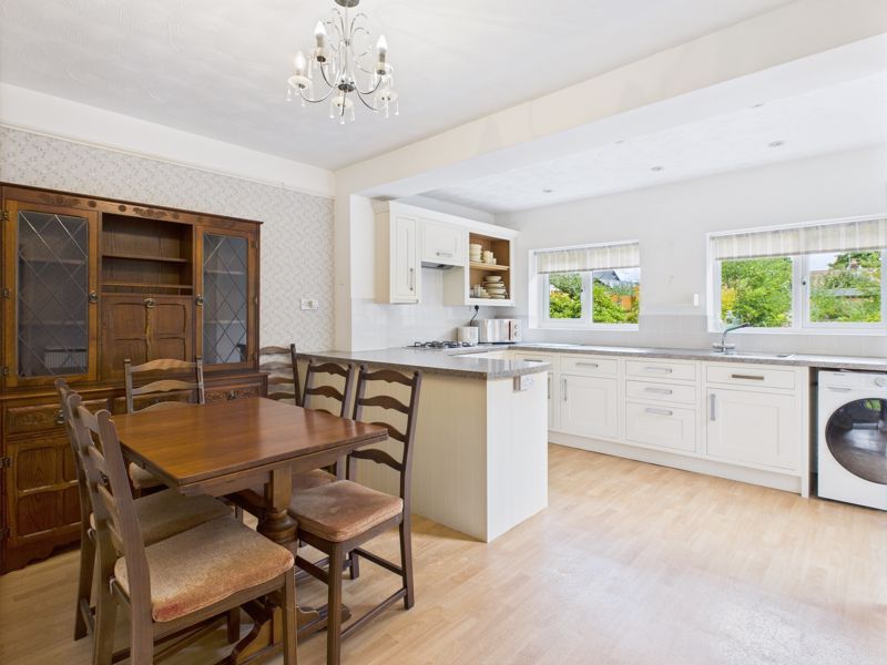 Property photo 2 of 15 Kitchen / Dining