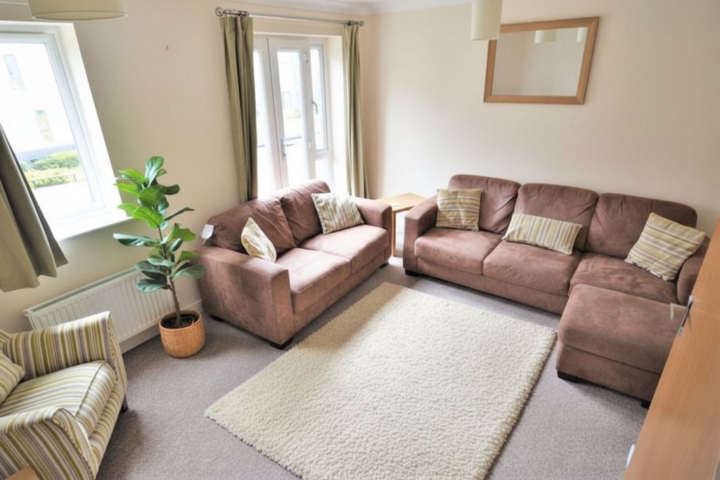 Property photo 3 of 13
