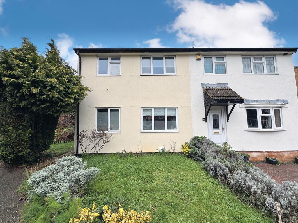 Property photo 1 of 12 Front (Exterior)