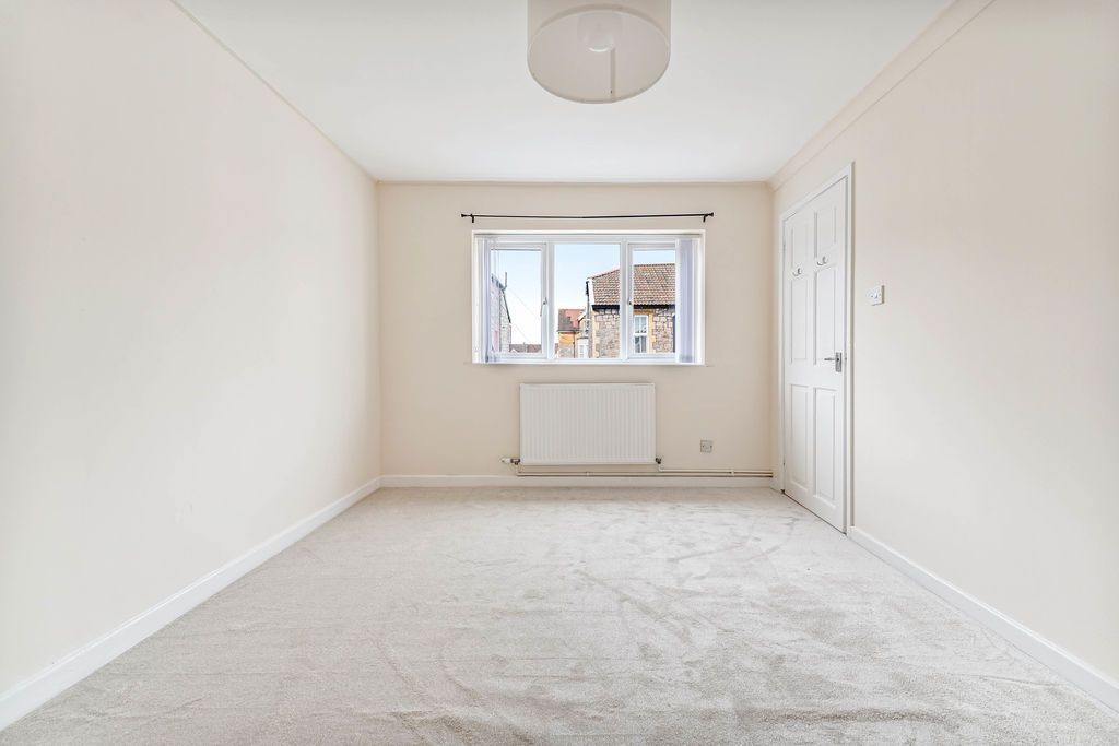 Property photo 3 of 14 Photo 18