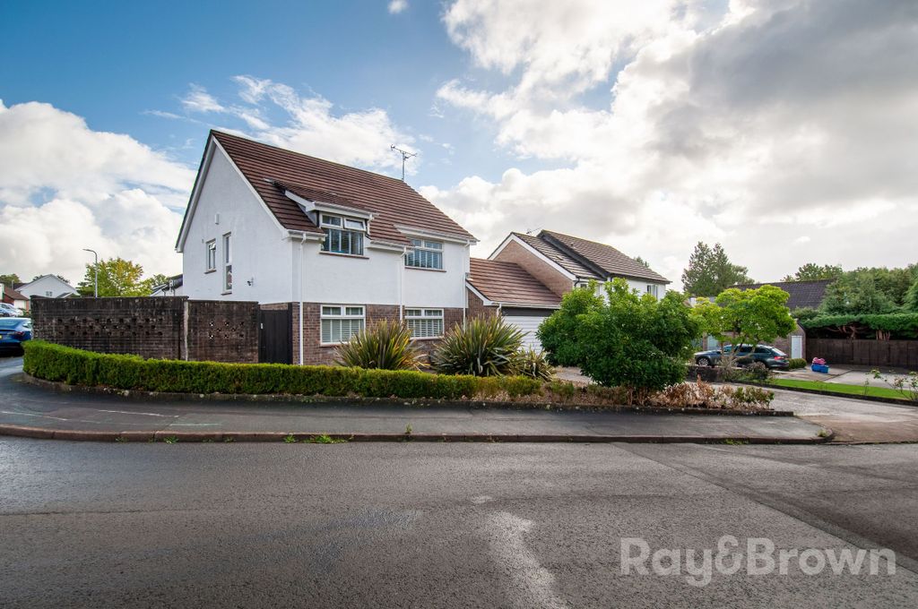Property photo 1 of 45
