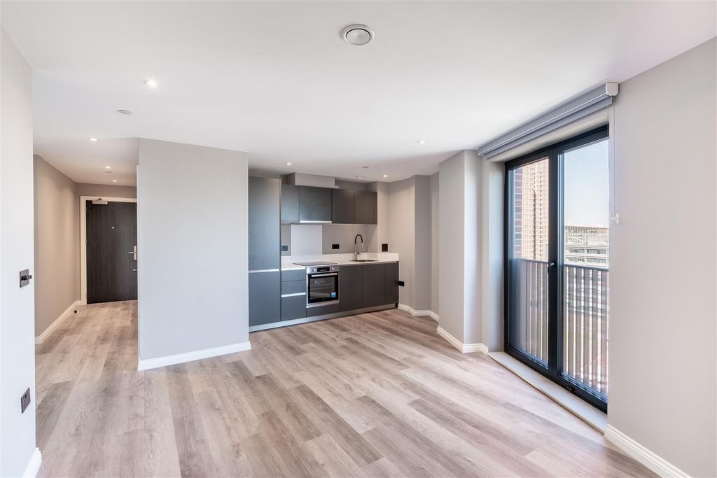 Property photo 2 of 12 _A7R9378-Hdr.Jpg