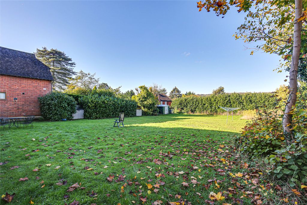 Property photo 2 of 10 Picture No. 11