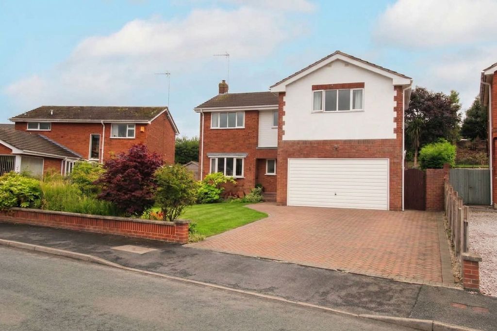 Property photo 1 of 37