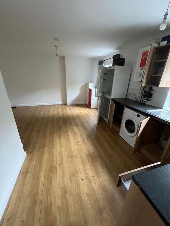 Property photo 2 of 4