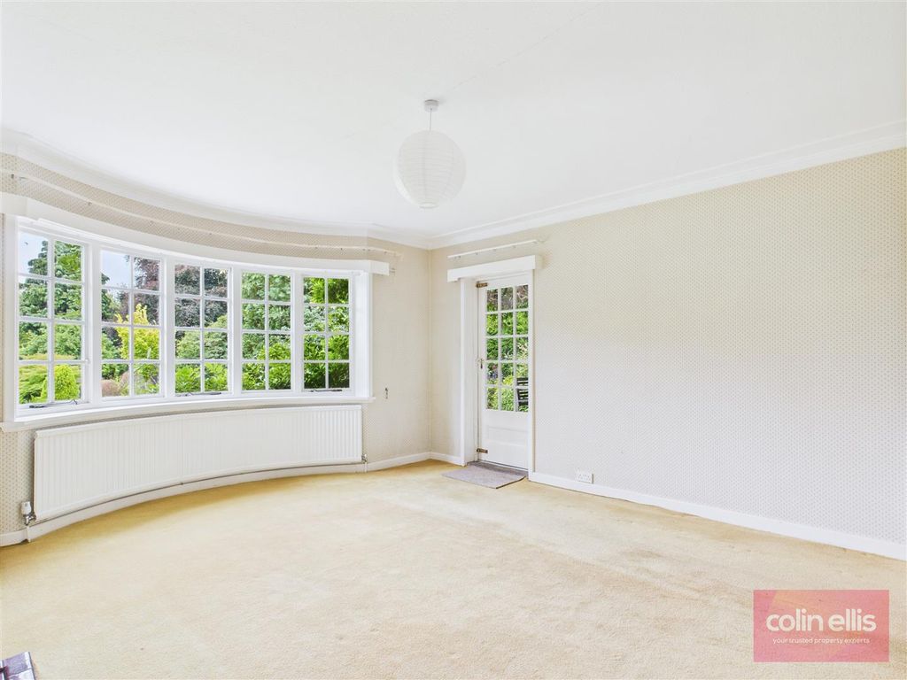 Property photo 3 of 24 Cam05075G0-Pr0170-Still004.Jpg