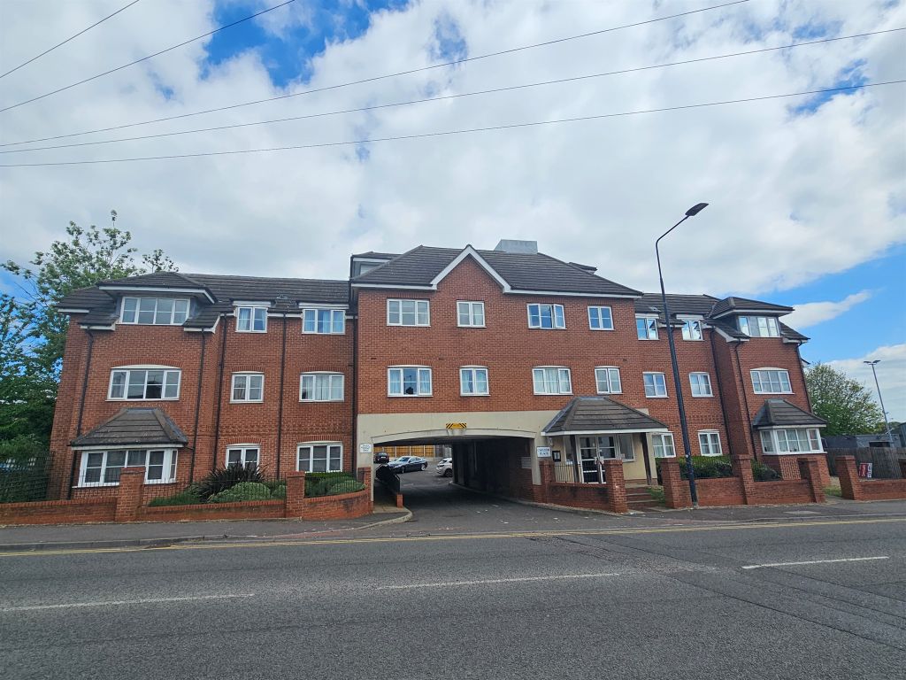 Property photo 1 of 12