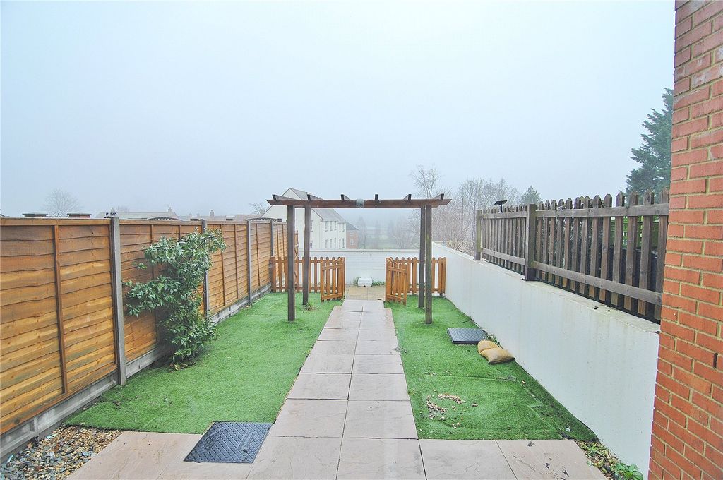 Property photo 3 of 16 Picture No. 06