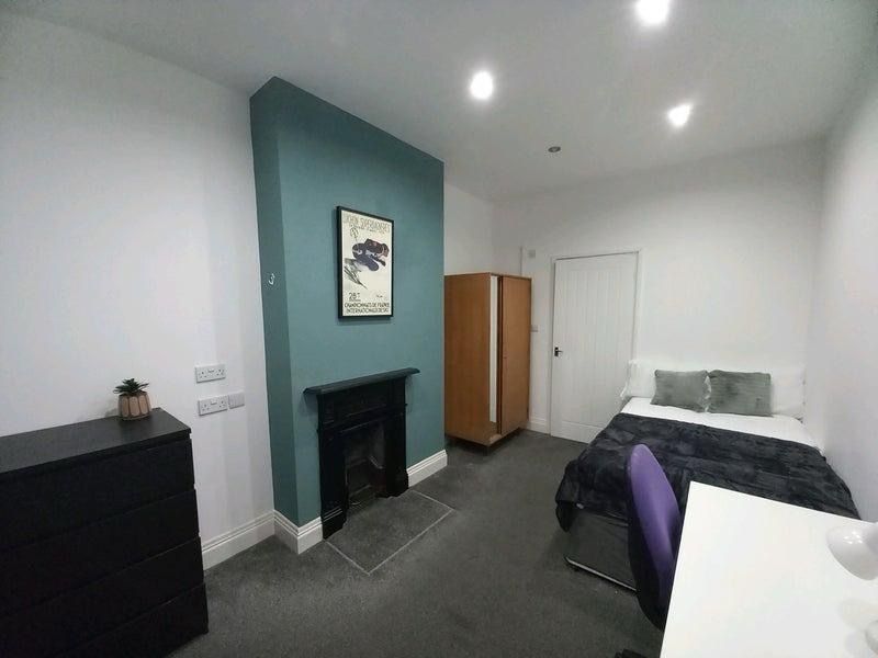 Property photo 2 of 13 7Dbe208B-2291-4251-Afa8-814802c9Aeb7