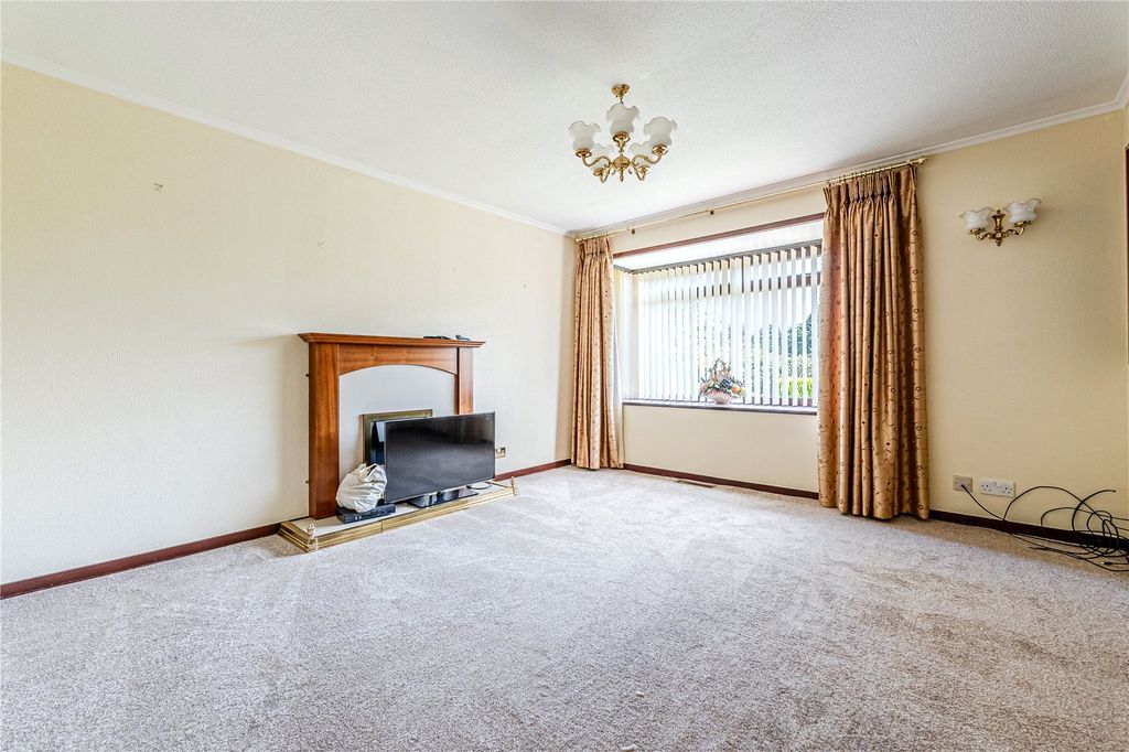 Property photo 2 of 13 Picture No. 09