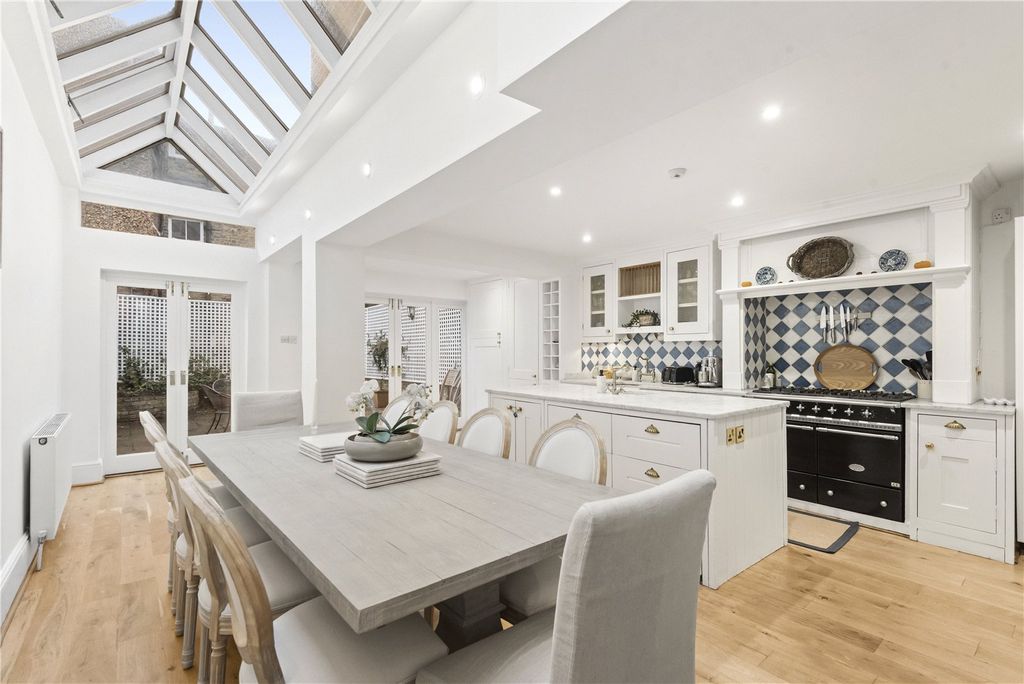 Property photo 2 of 16 Picture No. 09