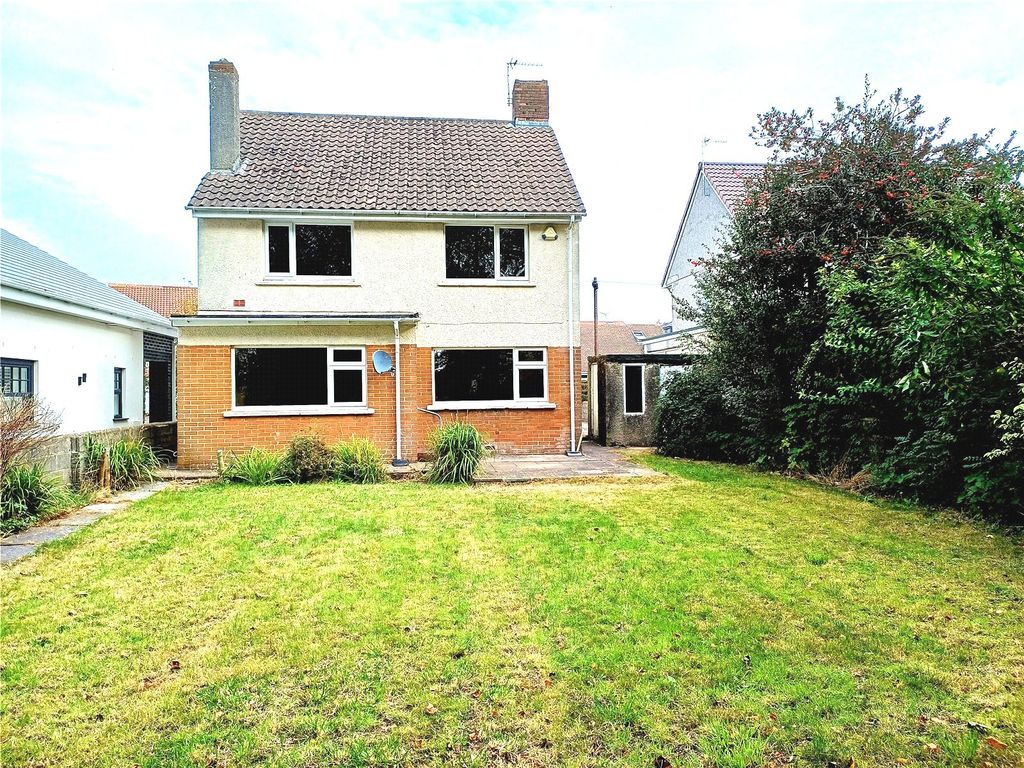 Property photo 3 of 16 Picture No. 22