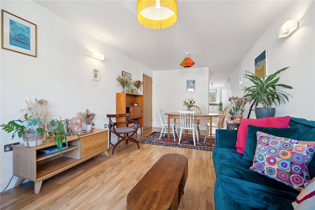 Property photo 2 of 11 Picture No. 05