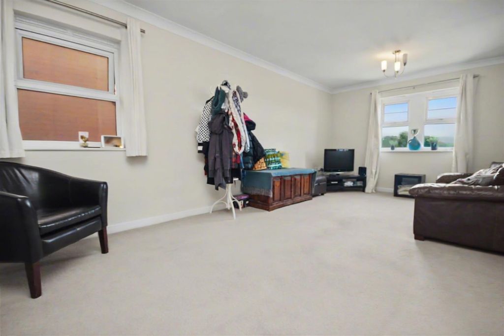 Property photo 2 of 8 m8Dvc57Tou6Riecaivxuda.Jpg