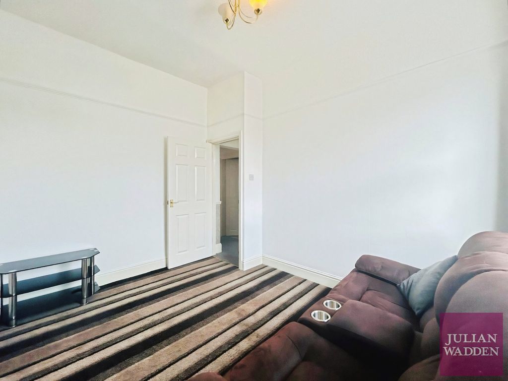 Property photo 3 of 14 Picture No. 29