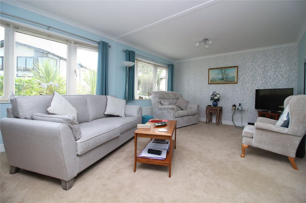 Property photo 3 of 12 Picture No. 04