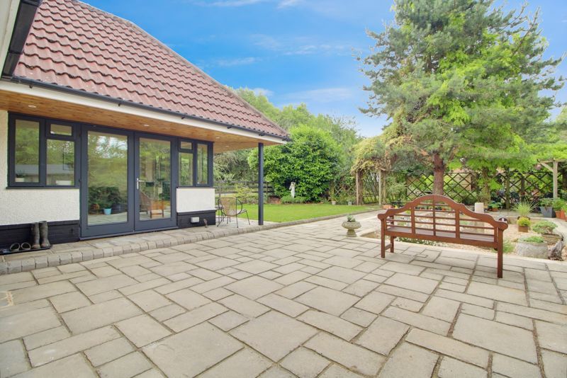 Property photo 2 of 30 Photo 25