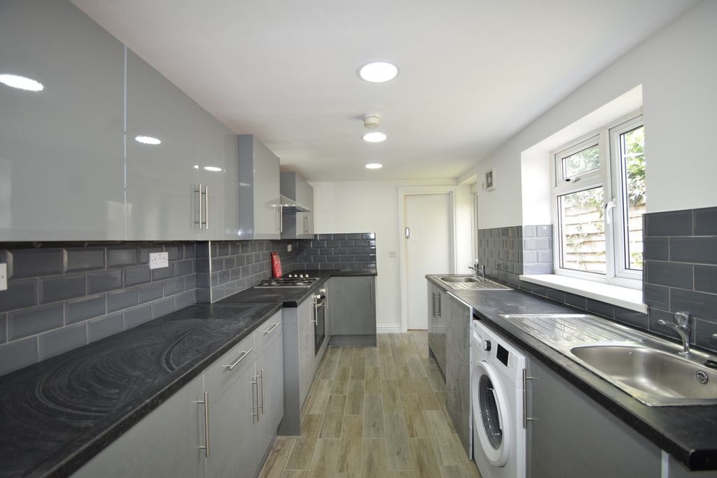 Property photo 3 of 13 Photo 3