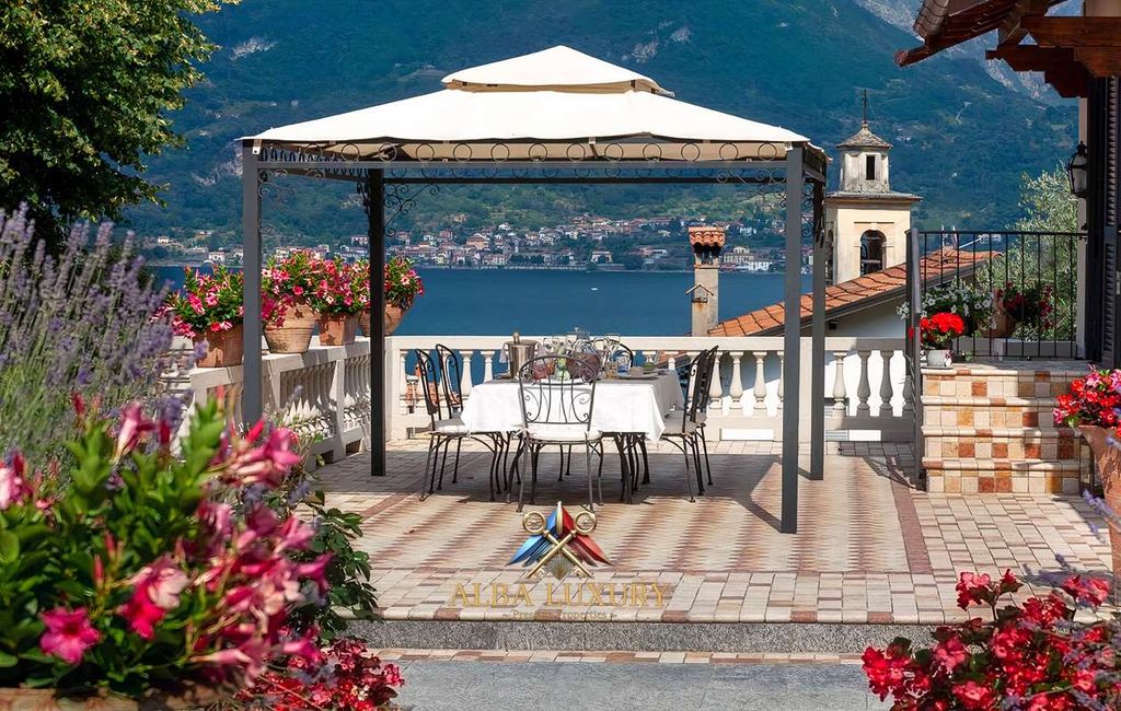 Property photo 1 of 25