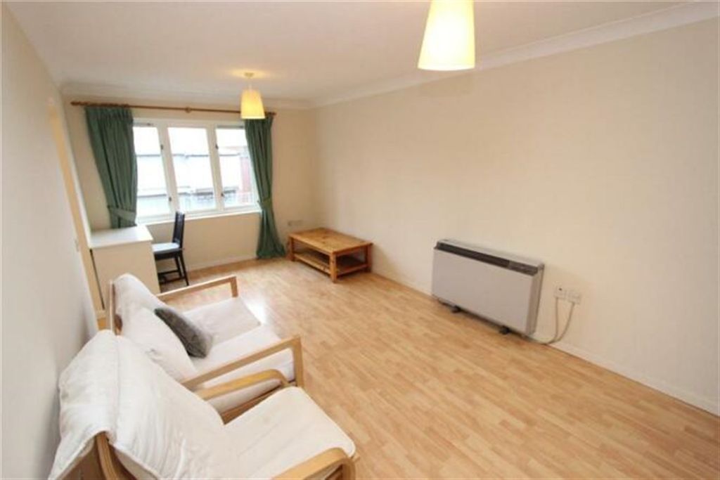 Property photo 3 of 7 (Main)