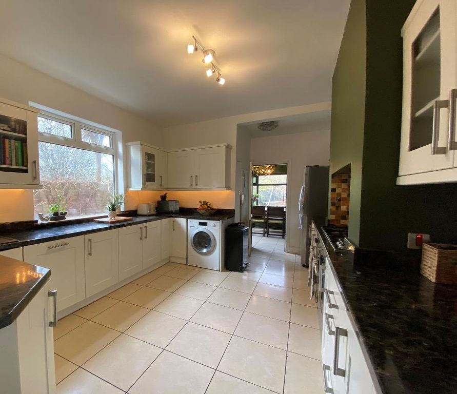 Property photo 1 of 29 Kitchen