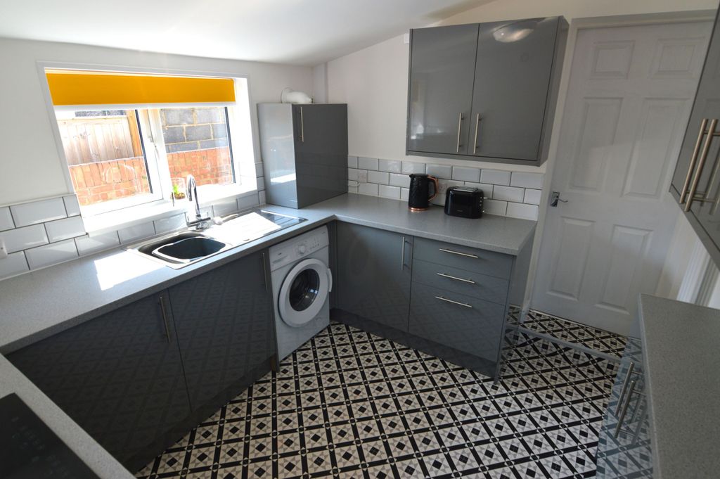 Additional image 8 of Room to rentBlundell Avenue, Cleethorpes DN35