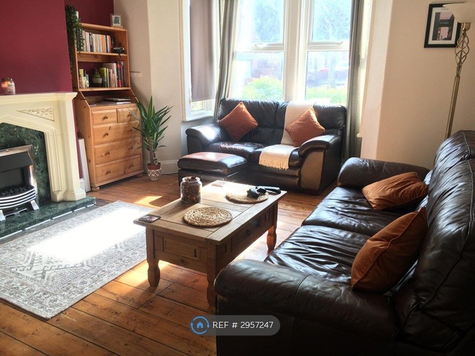 Property photo 2 of 7