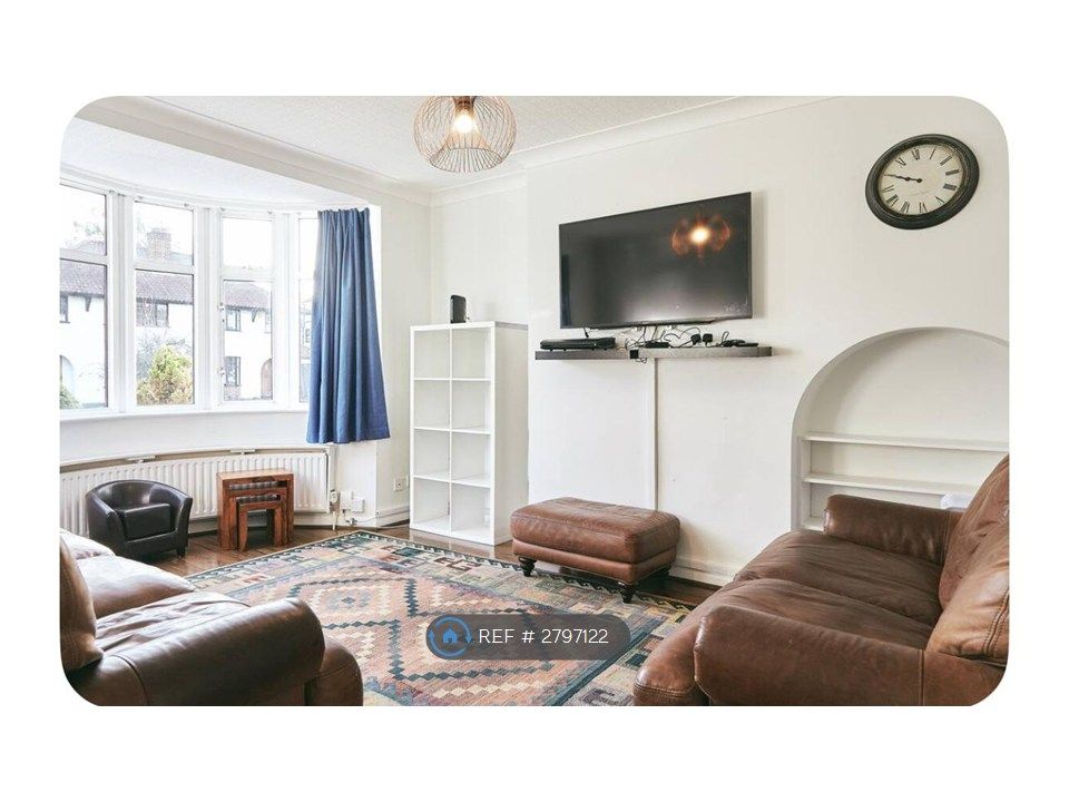 Property photo 2 of 3