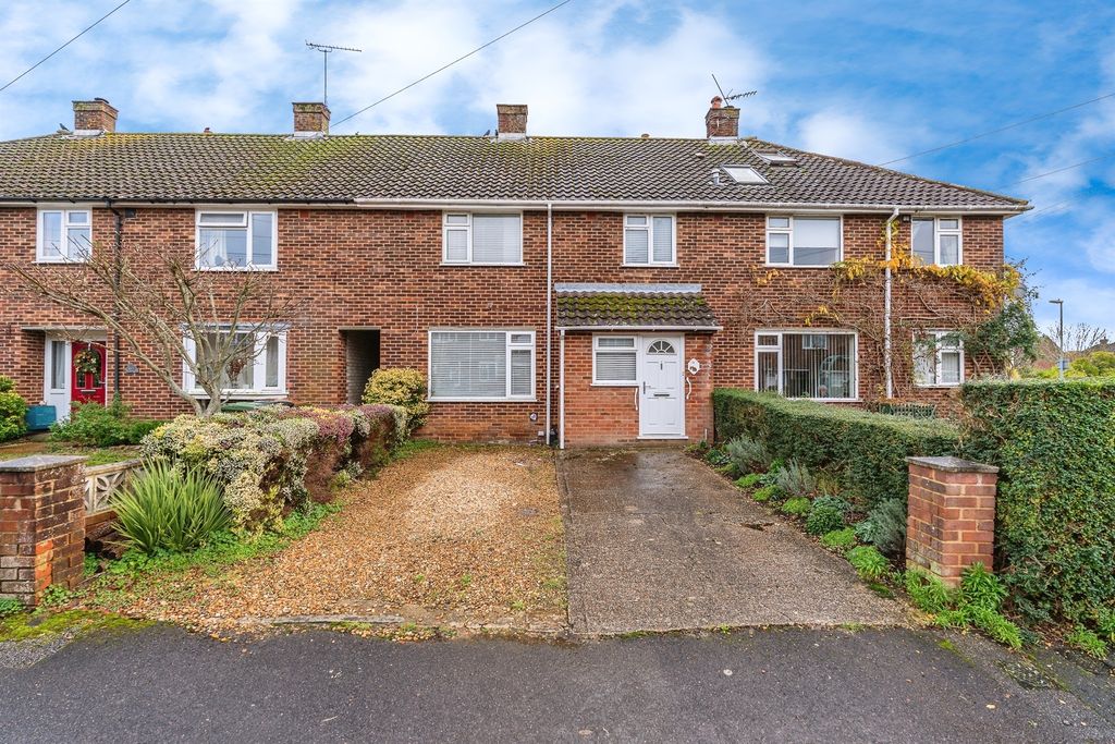 Property photo 1 of 17