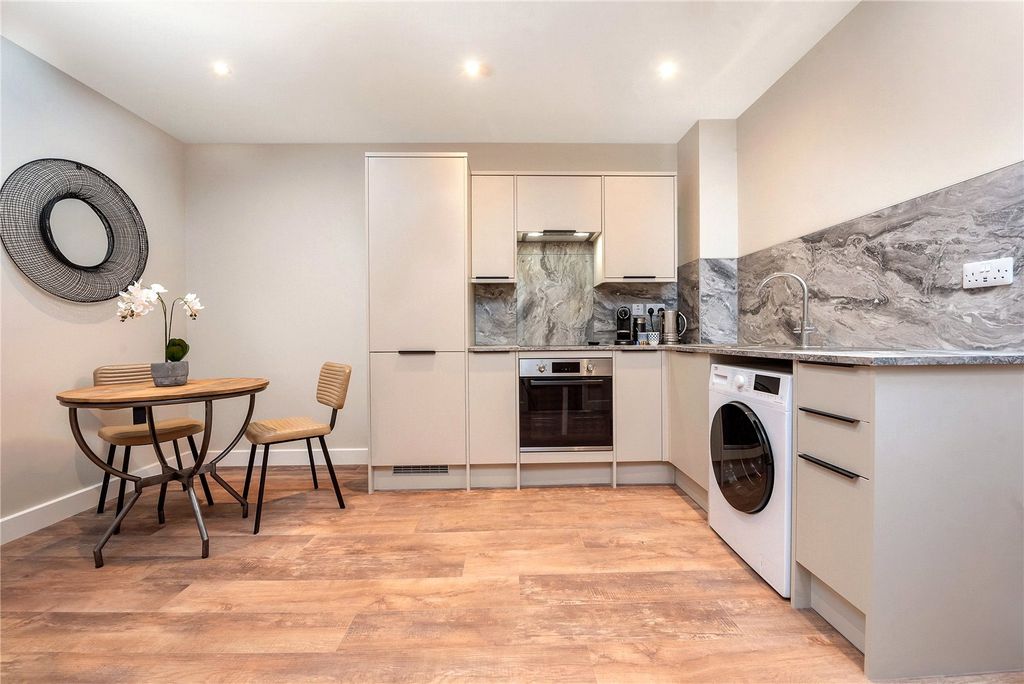 Property photo 1 of 6 Picture No. 06