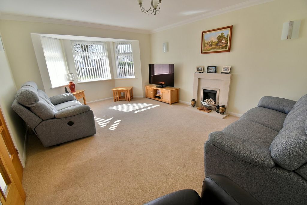Property photo 3 of 24