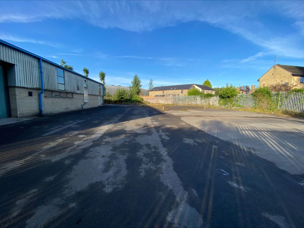 Property photo 3 of 9