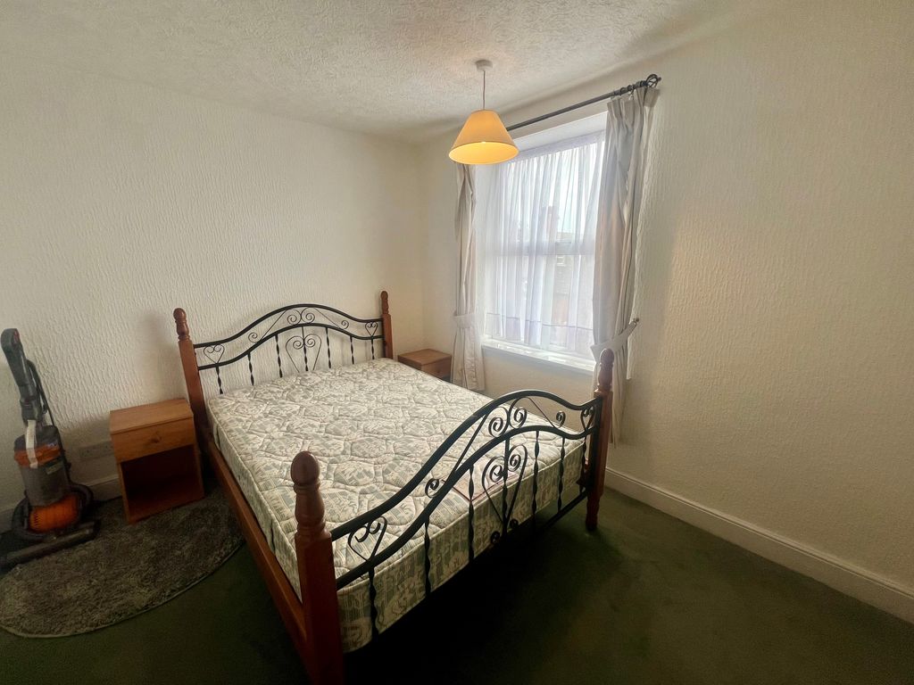 Property photo 2 of 3 Bedroom 1