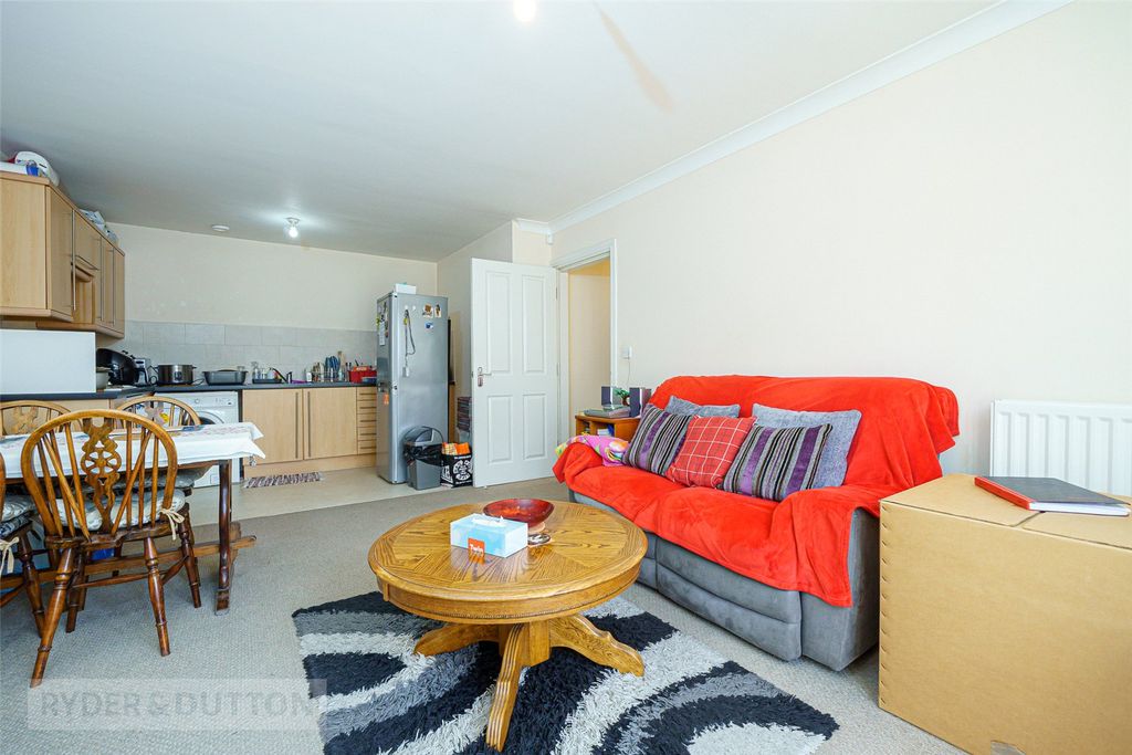 Property photo 2 of 11 Open Plan