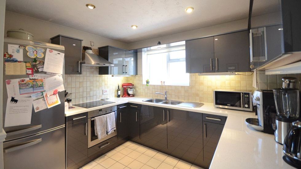 Property photo 3 of 11 2.Jpg
