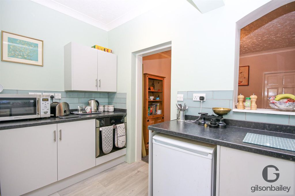 Property photo 2 of 17 12-Img_0875.Jpg