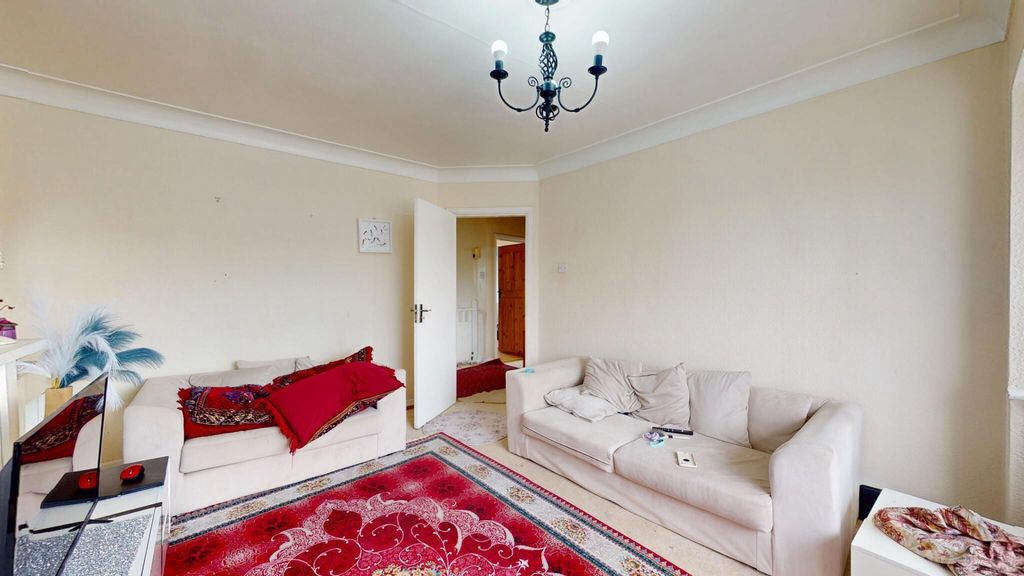 Property photo 3 of 43 Photo 27