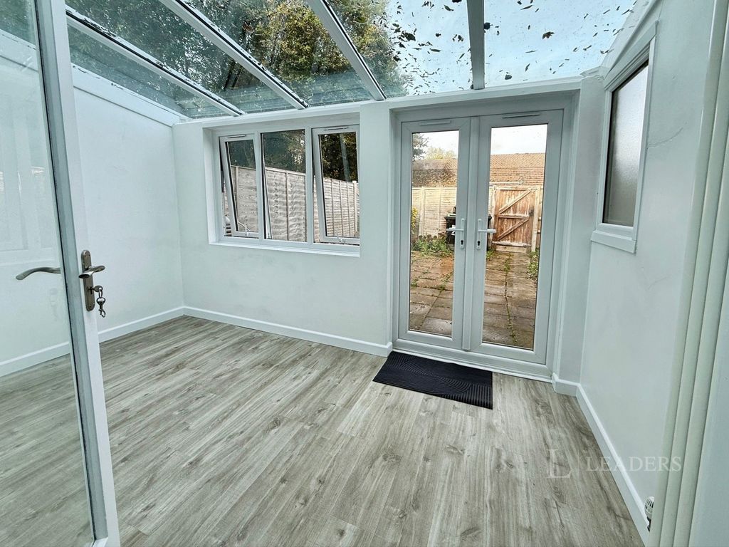 Property photo 3 of 13 Pbox-Img.Jpg