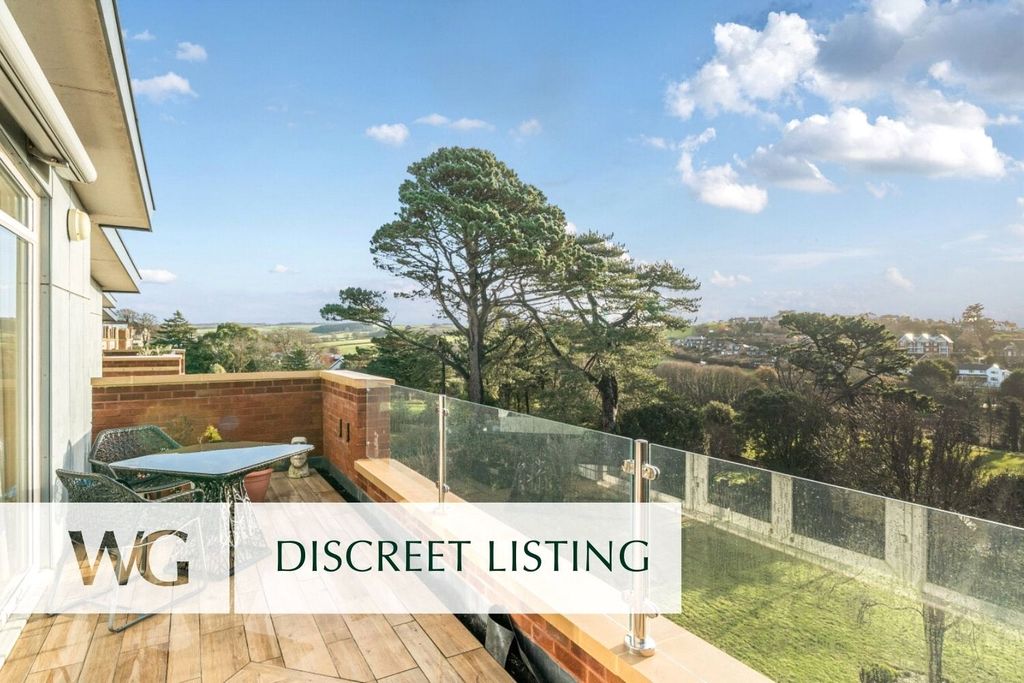 Property photo 1 of 4 Terrace