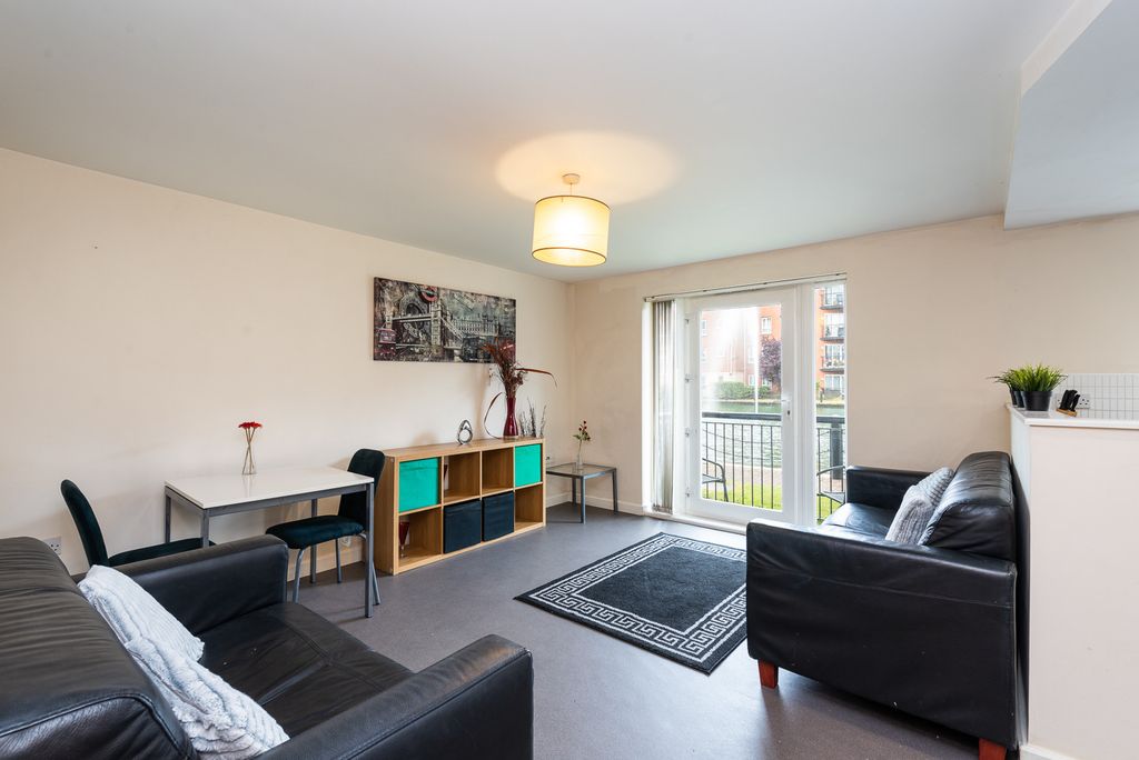 Property photo 3 of 9