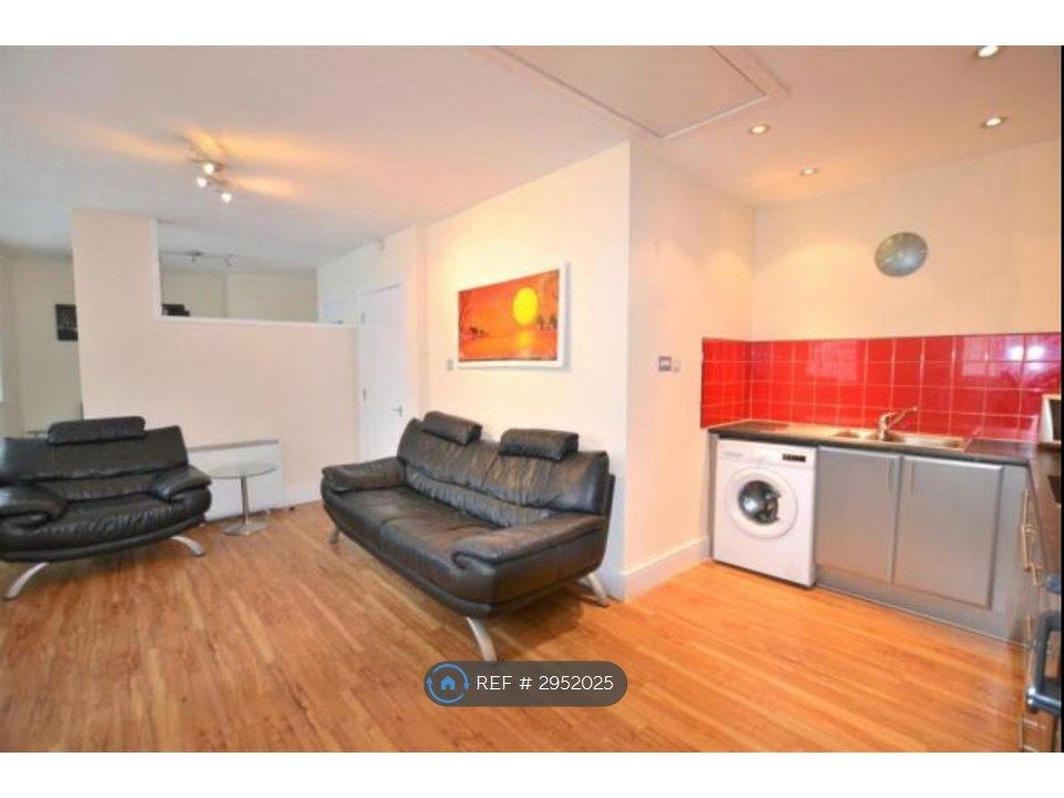 Property photo 1 of 7 Living Area/Kitchen