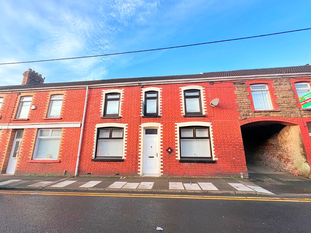 Property photo 1 of 26