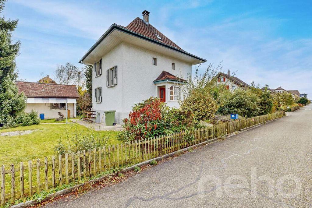 Property photo 2 of 10