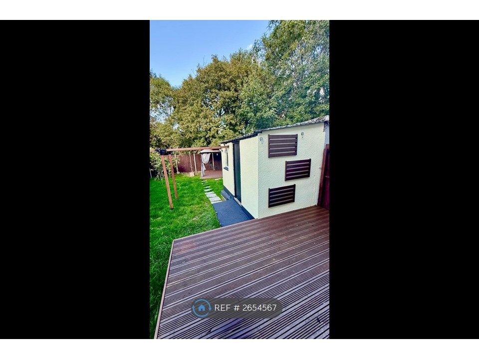 Property photo 3 of 11 Rear Garden
