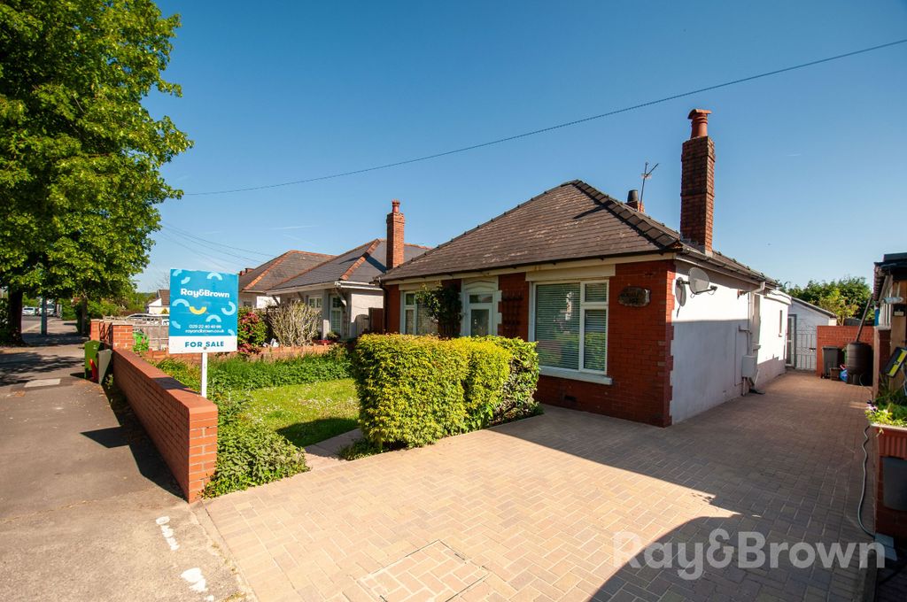 Property photo 1 of 37