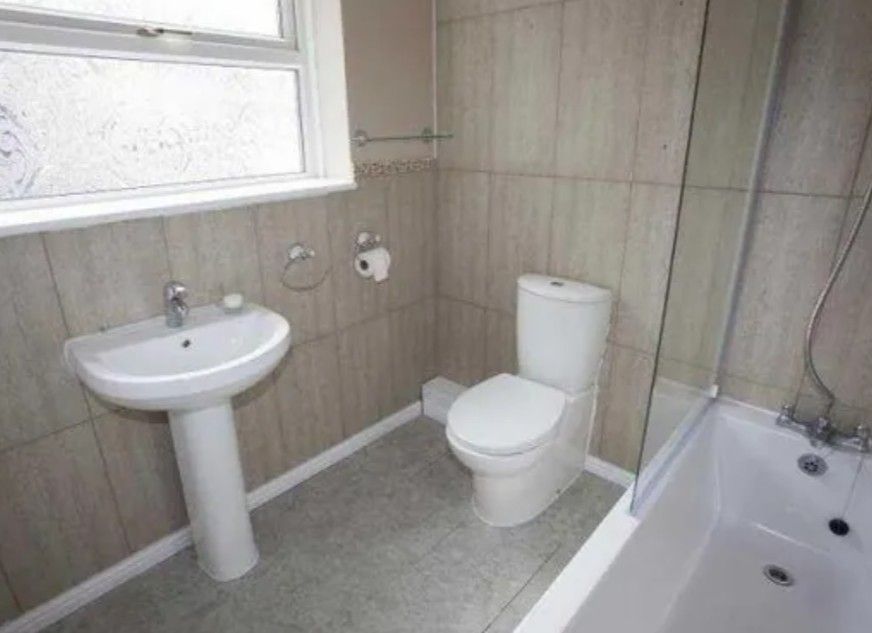 Property photo 3 of 6