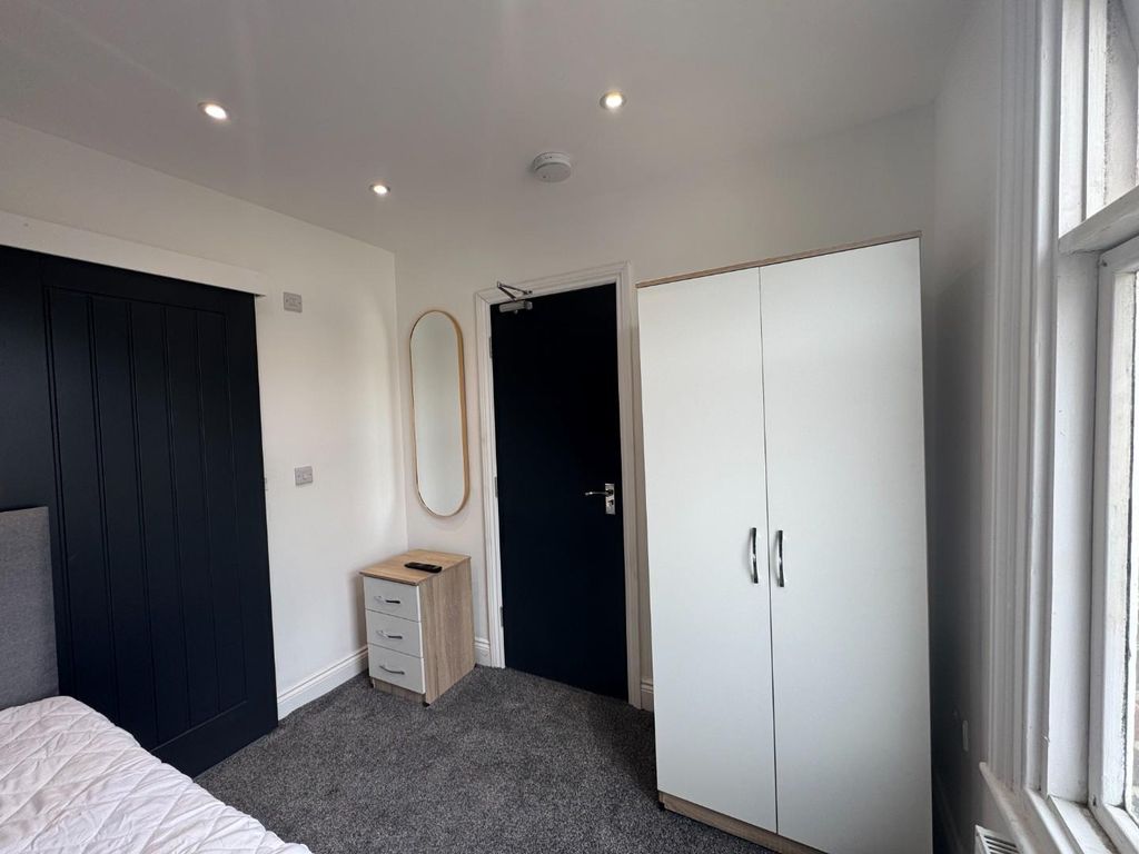 Property photo 3 of 6 Img_2827.Jpg