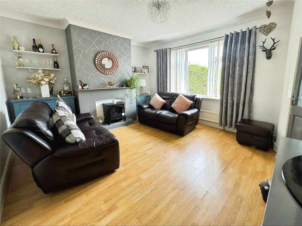 Property photo 2 of 13 Picture No. 08
