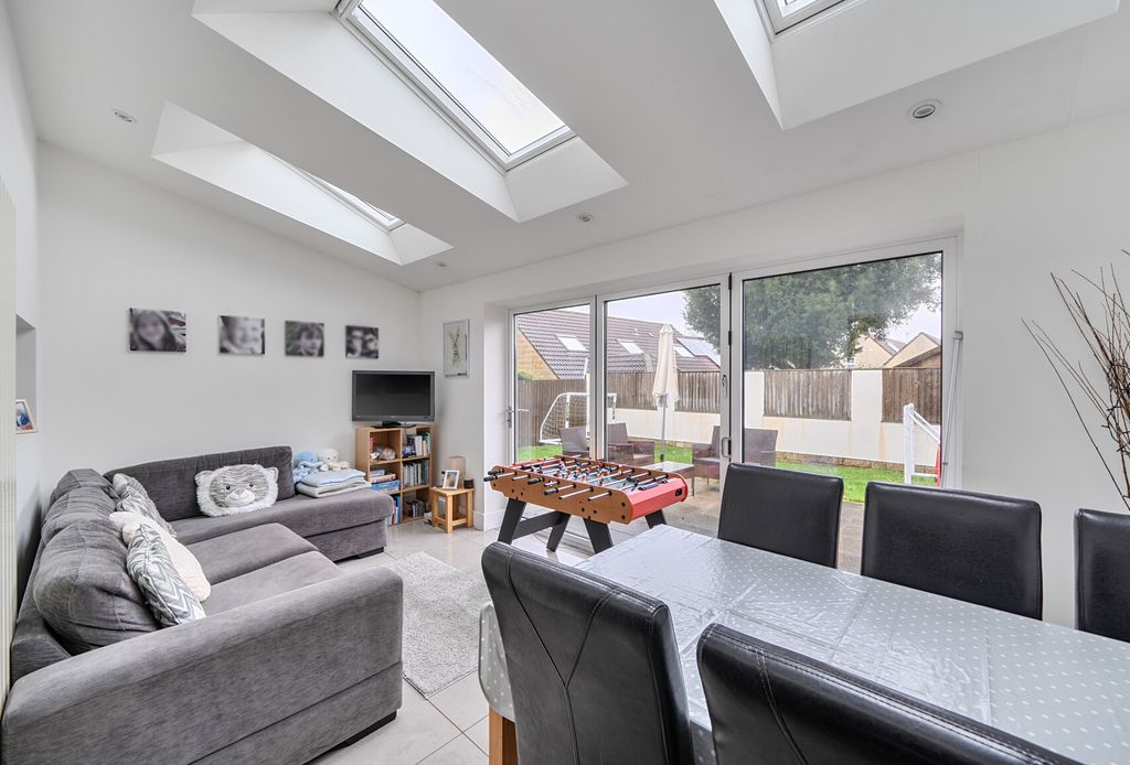 Property photo 2 of 21 1387112-14-69400B...