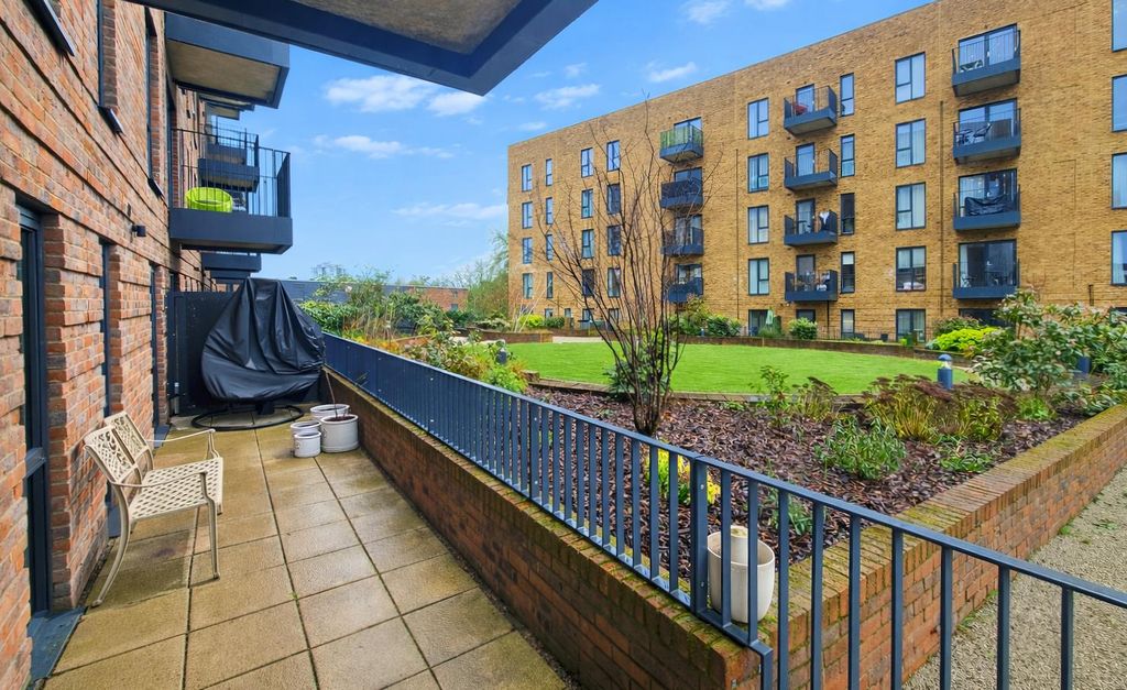 Property photo 3 of 14 5.Png